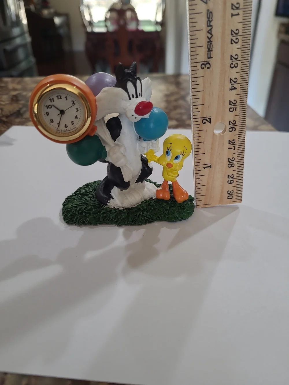 Vintage 1997 Looney Tunes Sylvester & Tweety Miniture Clock Fugure-Working